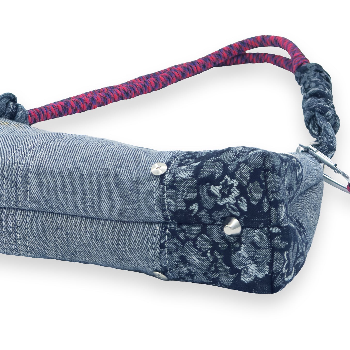 THE KNOTTED SHOULDER BAG