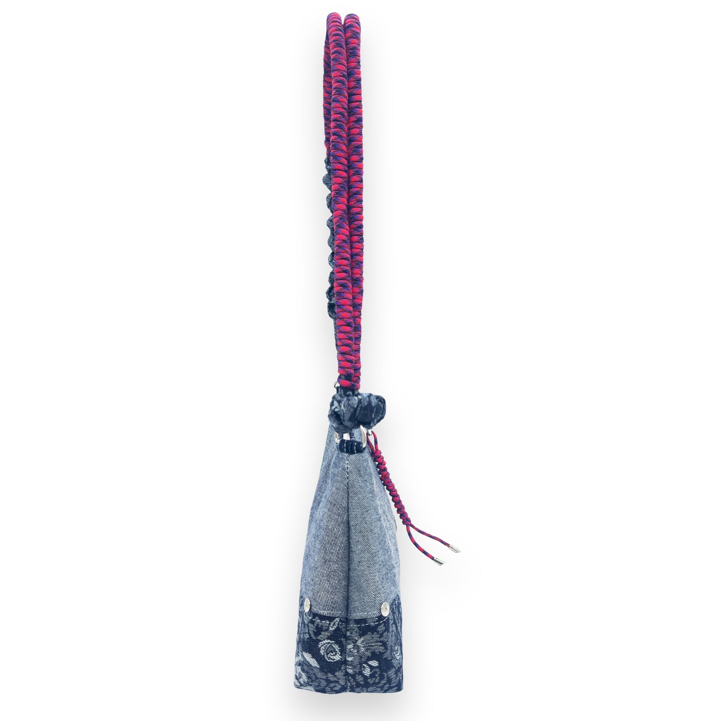THE KNOTTED SHOULDER BAG
