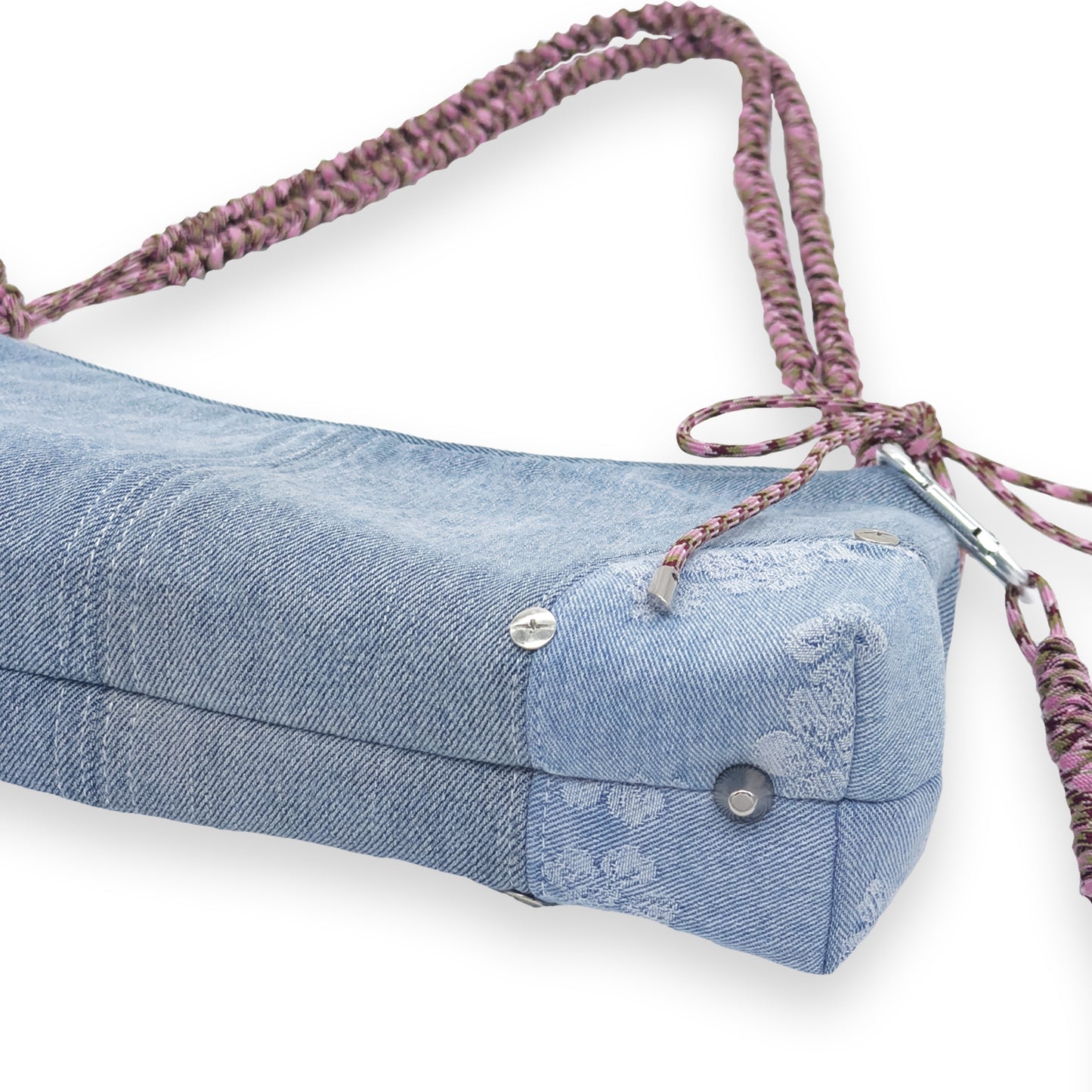 THE KNOTTED SHOULDER BAG